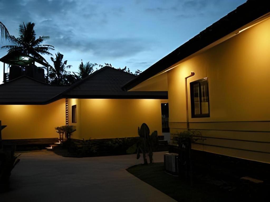 Tanisa Resort Chumphon Ngoại thất bức ảnh