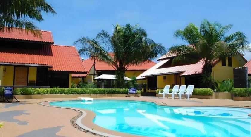 Tanisa Resort Chumphon Ngoại thất bức ảnh