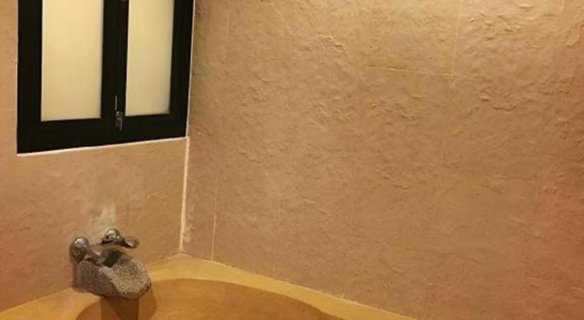 Tanisa Resort Chumphon Ngoại thất bức ảnh